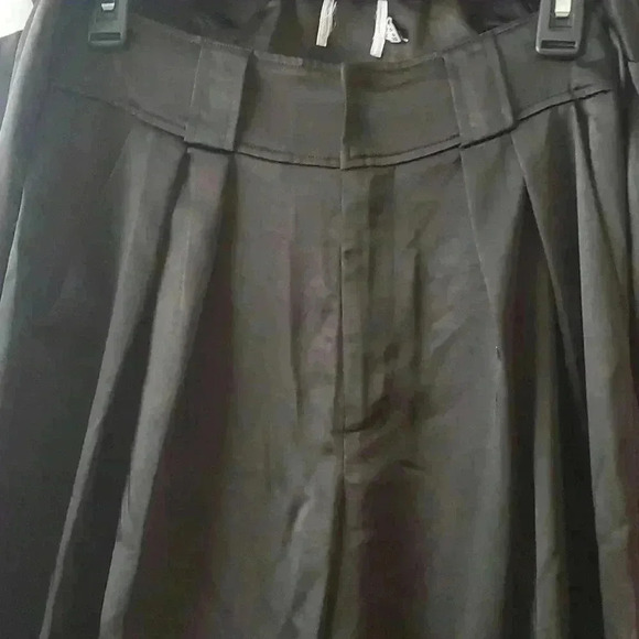 f21 slacks and princess polly jacket - Picture 1 of 13